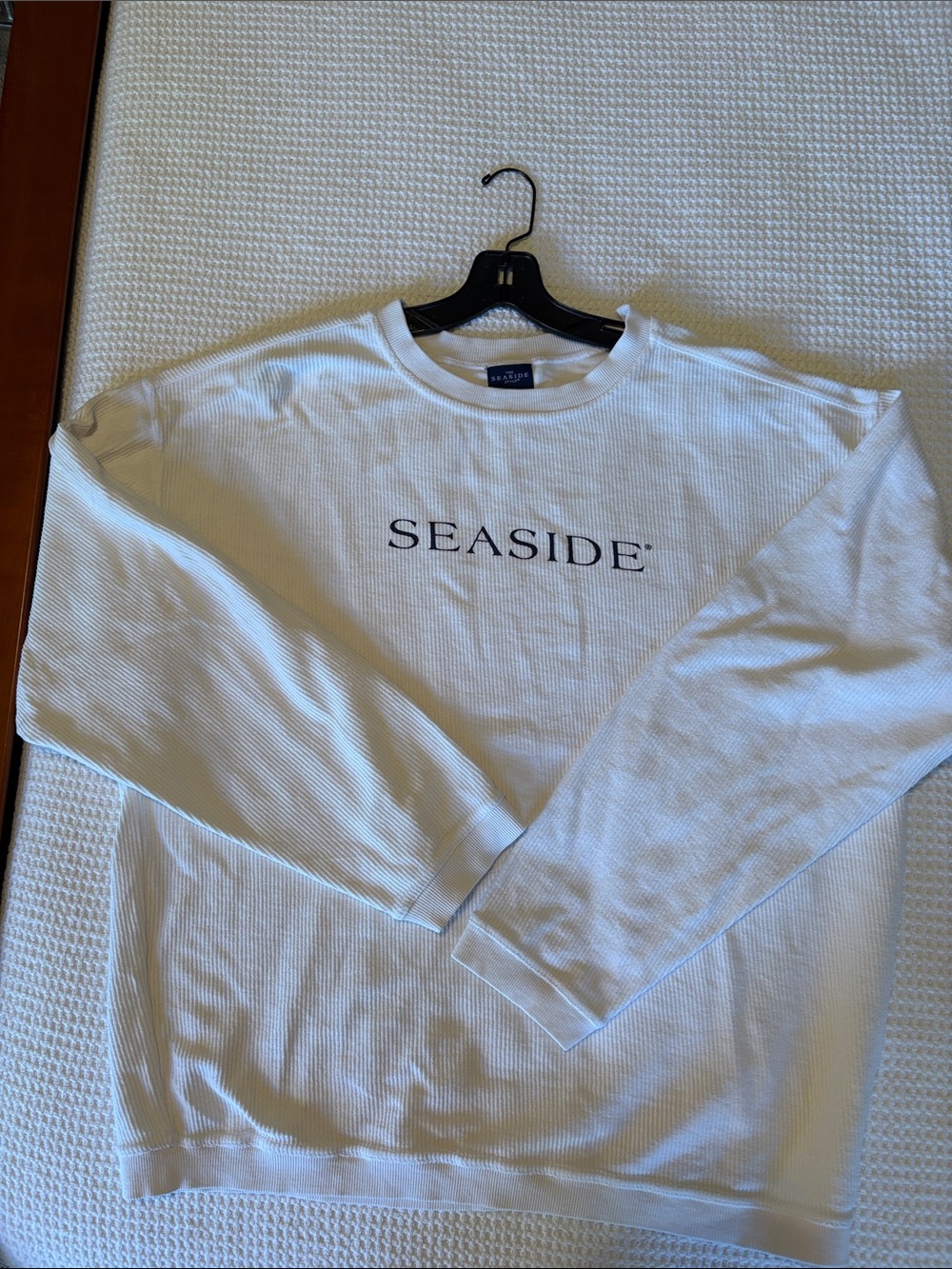 Seaside White with Navy Logo oversized Crew Sweatshirt
